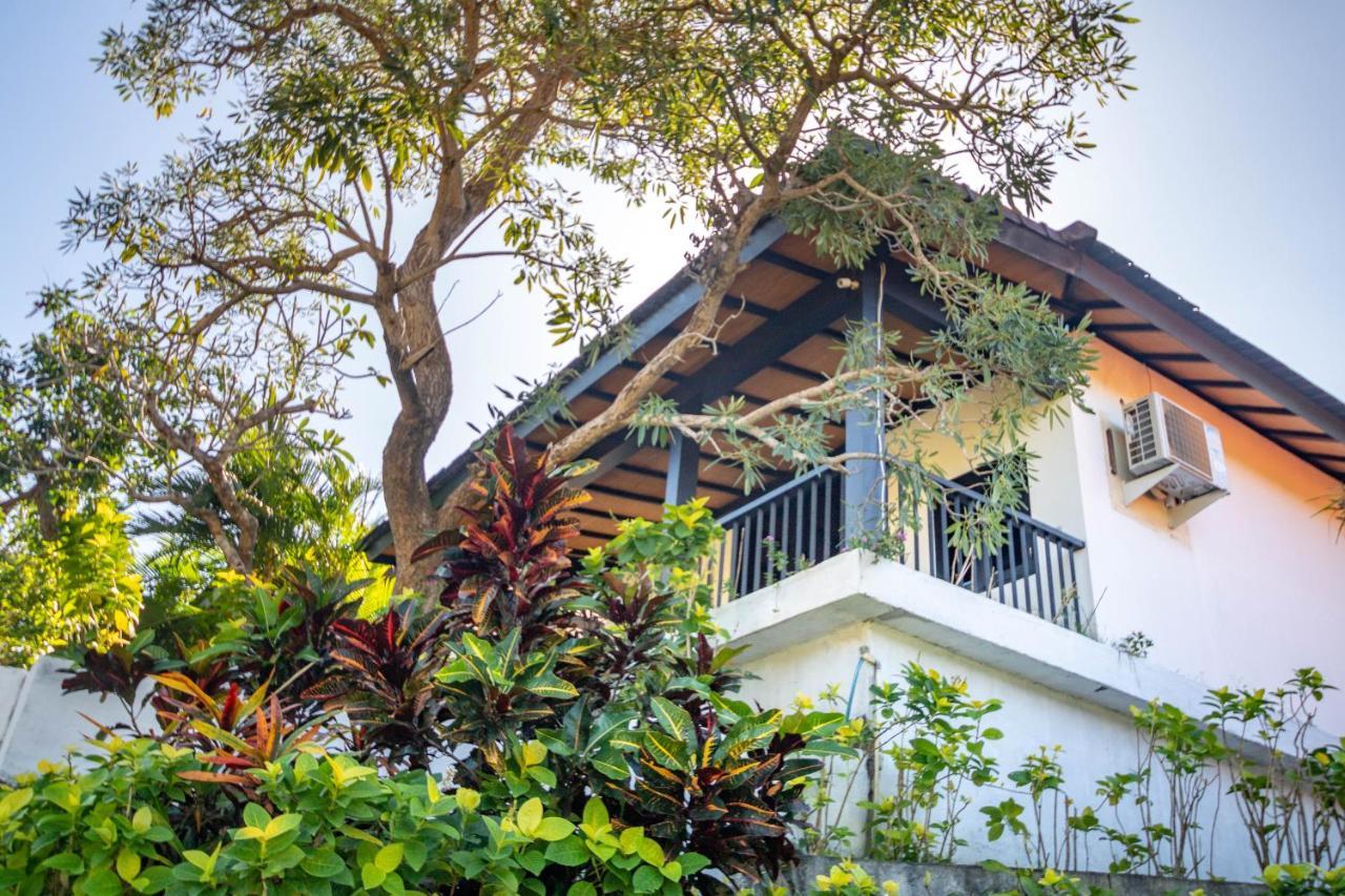 Surya Melasti Exclusive Beach Villa By Sajiwa Ungasan Esterno foto